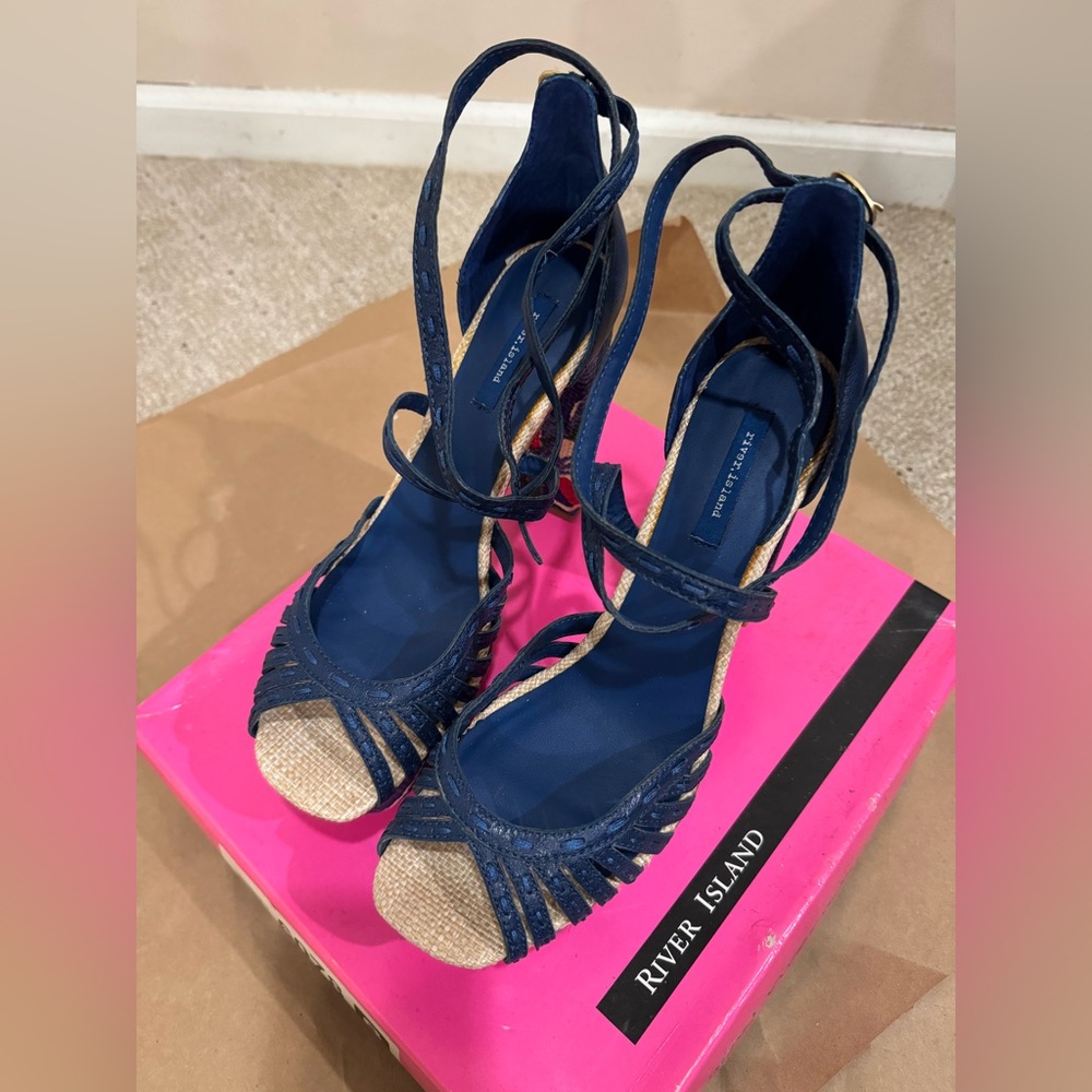 River Island Navy Strappy Platform Sandals - Picture 4 of 8